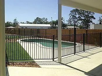 Oaks Middlemount Suites 4*,  Avustralya